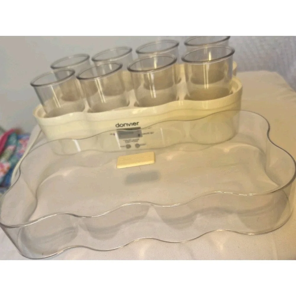 Donvier Cuisipro Electronic Yogurt Maker 8 jars electronic display 837418 READ